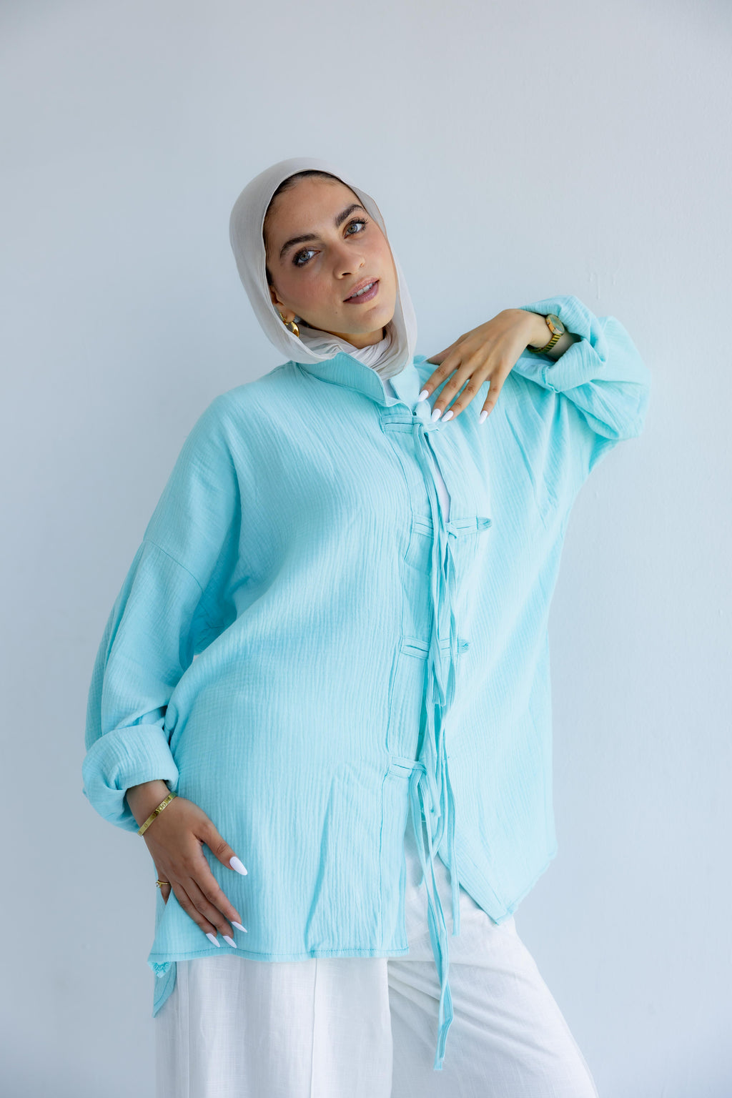 Aura-shirt